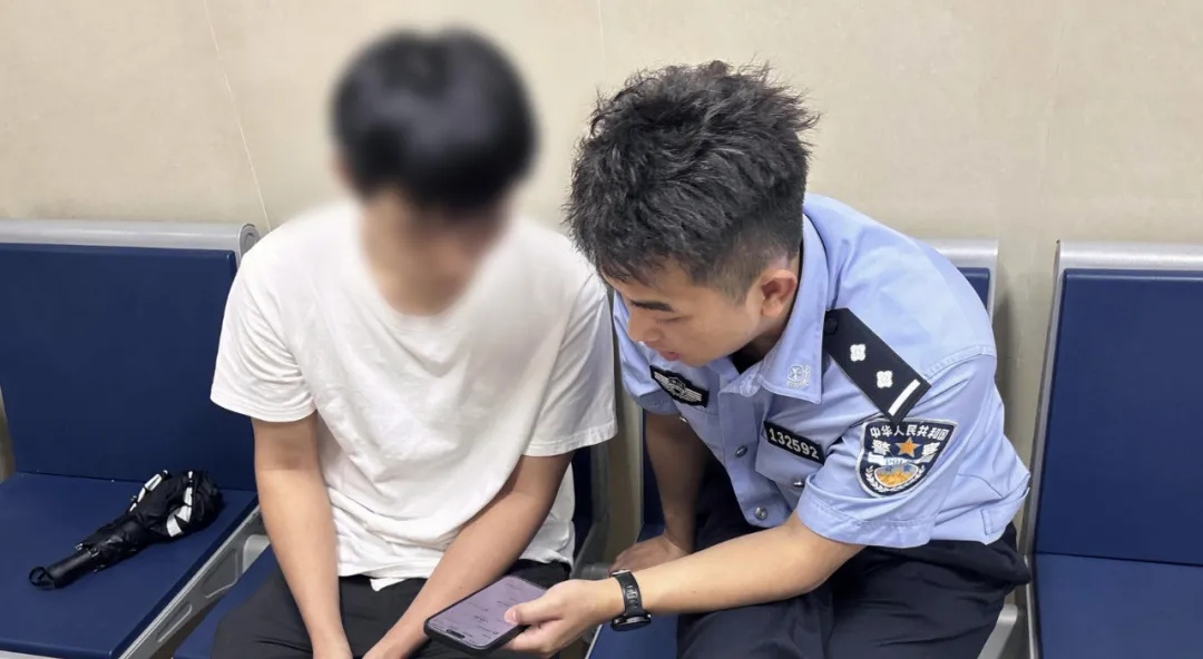 小伙打個車卻被司機送進了派出所